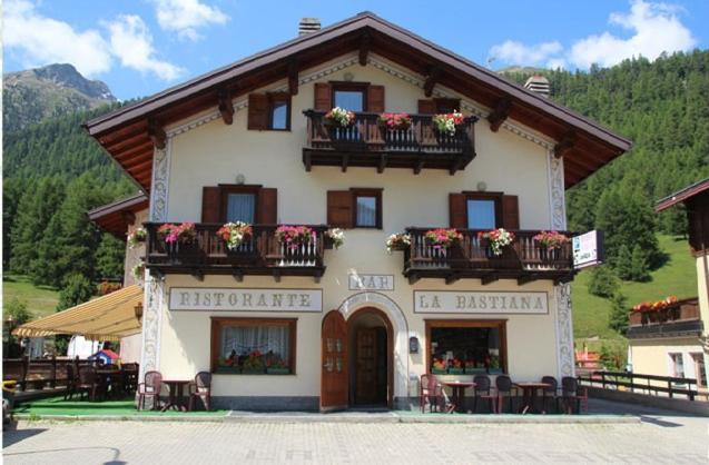 La Bastiana Apartments Livigno Kültér fotó